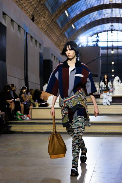 Look 31